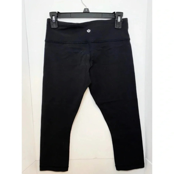 Lululemon Black Leggings Sz 6 - Picture 2 of 5